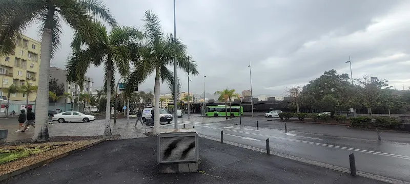 Parking mercado (Entrada peatonal)