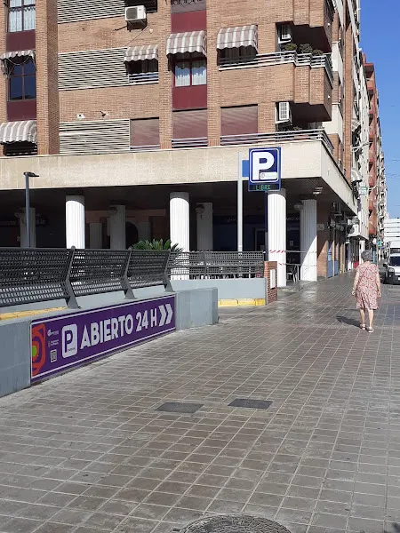 Parking Músico Ibars