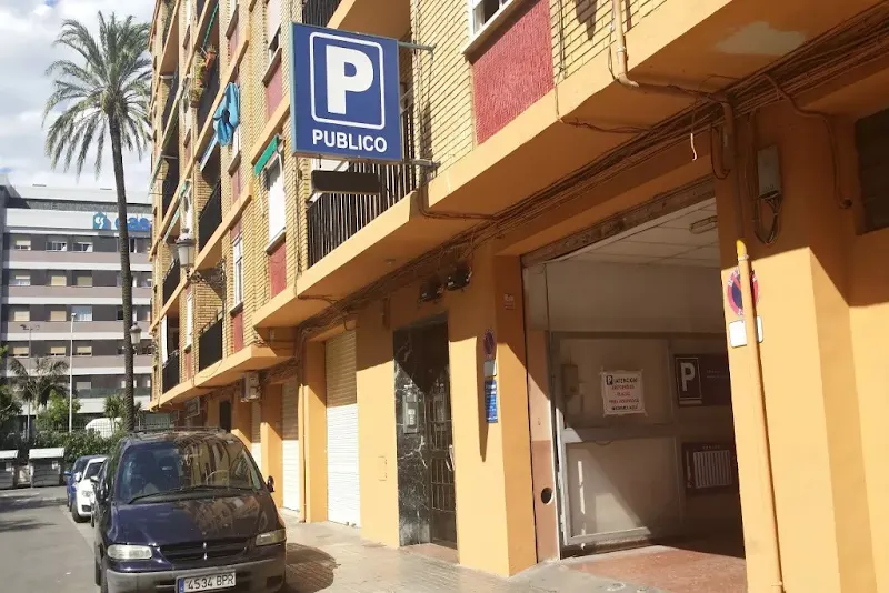 Parking La Salud