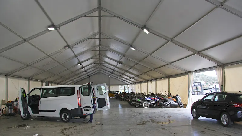 Stock Circuit Cheste - Aparcamiento en Cheste - foto 2