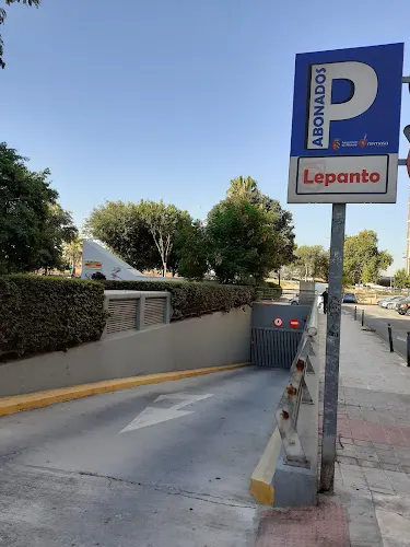 Parking Lepanto
