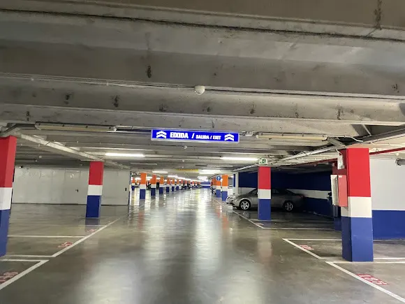 Parking Hortalegre CRUCEROS