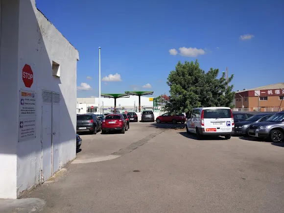 Victoria parking aeropuerto Valencia