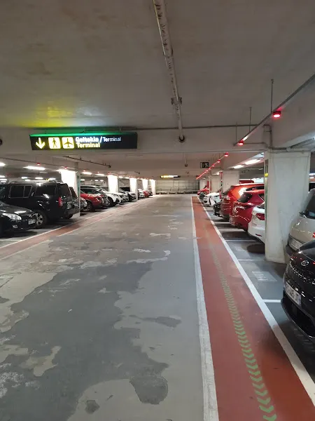 Parking General P1 - Aeropuerto de Bilbao (BIO)