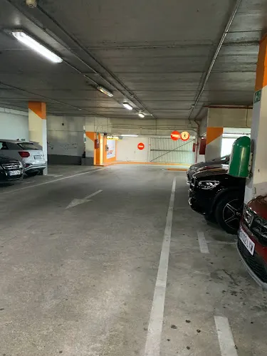 (Zamora) Parking La Marina