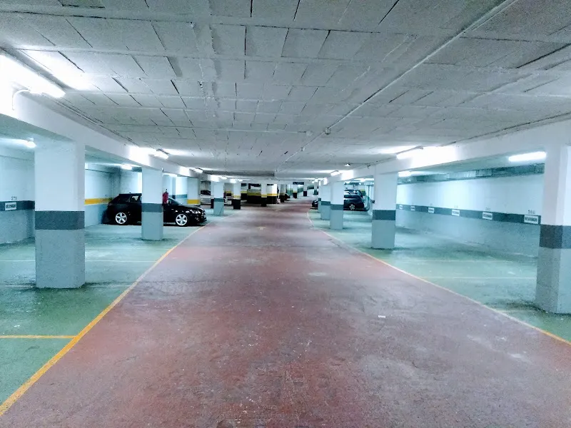 Parking Lopez Mora 24H