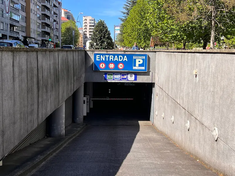 PARKING PZA. AMÉRICA - Aparcamiento cubierto en Vigo - foto 2