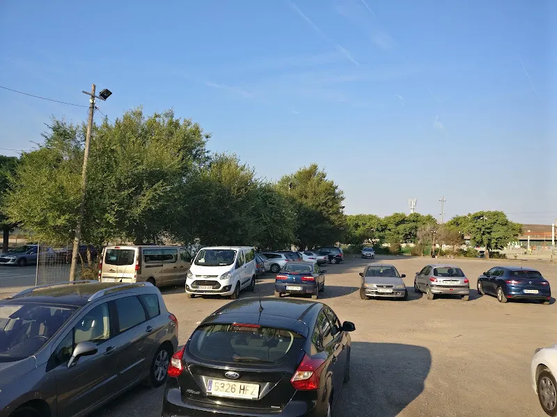 Parking público - Aparcamiento gratuito en Hospitalet de Llobregat (L) - foto 2