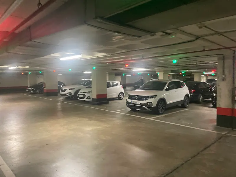 Parking Artium - Aparcamiento cubierto en Vitoria-Gasteiz - foto 2