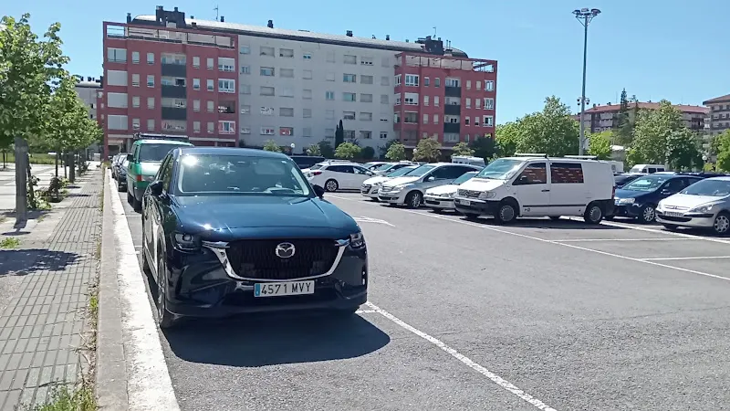 Parking Ibaibarriaga - Aparcamiento gratuito en Vitoria-Gasteiz - foto 2