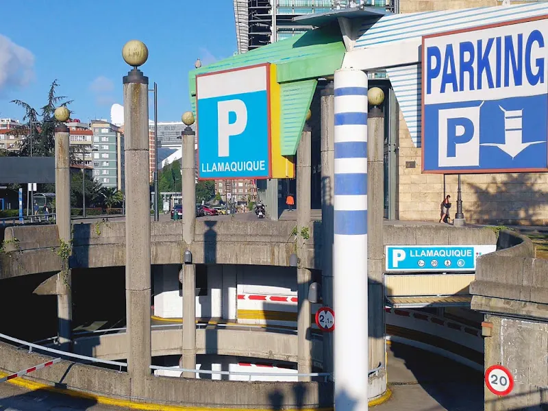 Aparcamiento Interparking Llamaquique - Parking 24 Horas Oviedo - Aparcamiento cubierto en Oviedo - foto 2