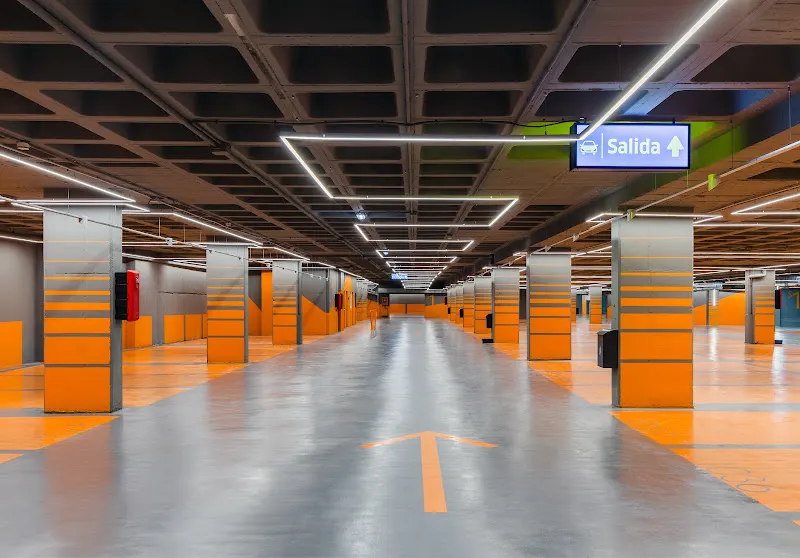 Parking Uría Center