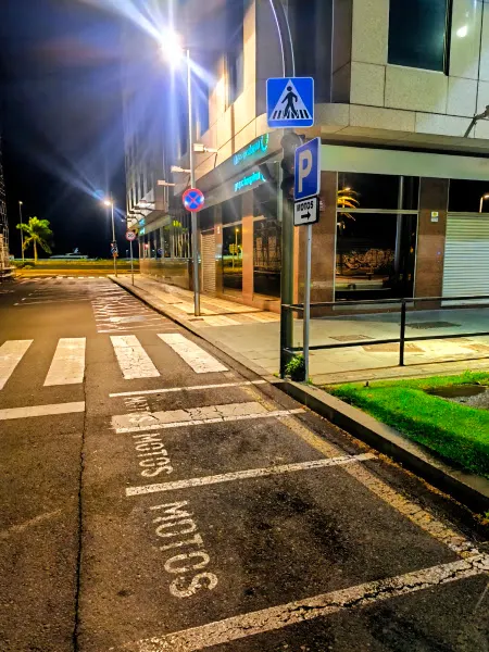 Aparcamiento para motos - Santa Cruz de Tenerife