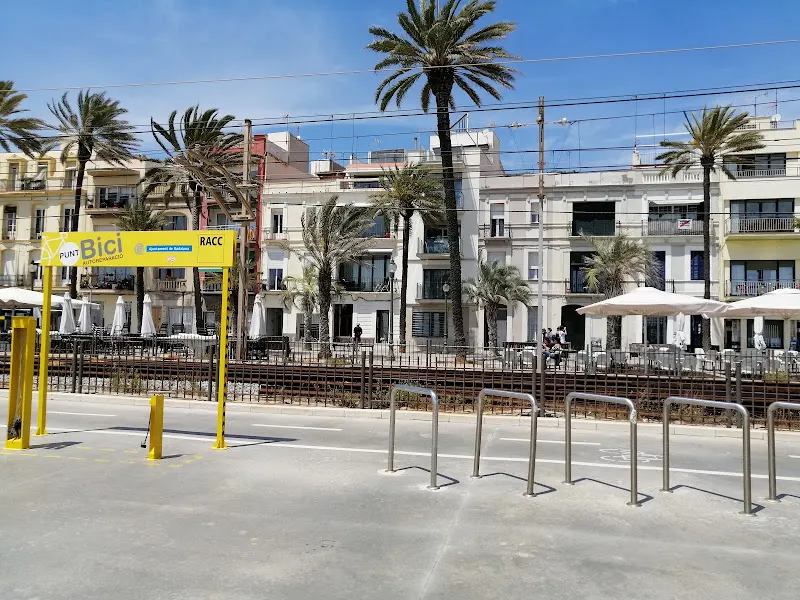 Punt Bici - Aparcamiento para bicicletas en Badalona - foto 2