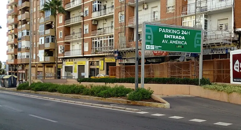 Parking Avenida América