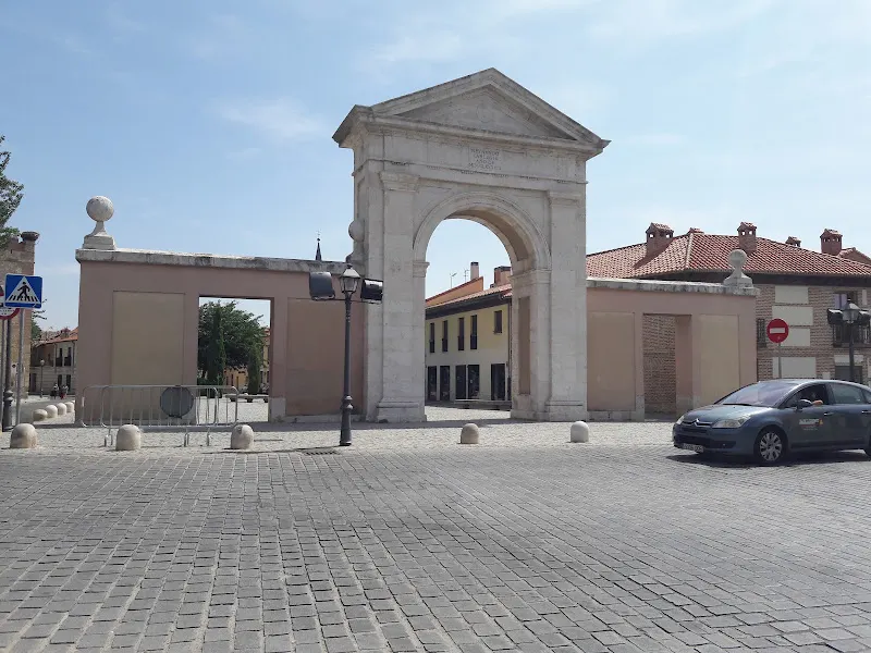 T Bus Alcala de Henares, Puerta Madrid