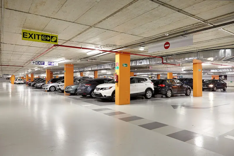 Parking Estación de San Sebastián / Donostia Geltokia