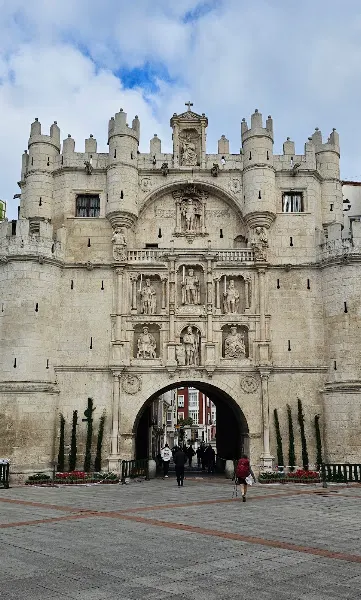 Parking Las Corazas - Aparcamiento gratuito en Burgos - foto 2