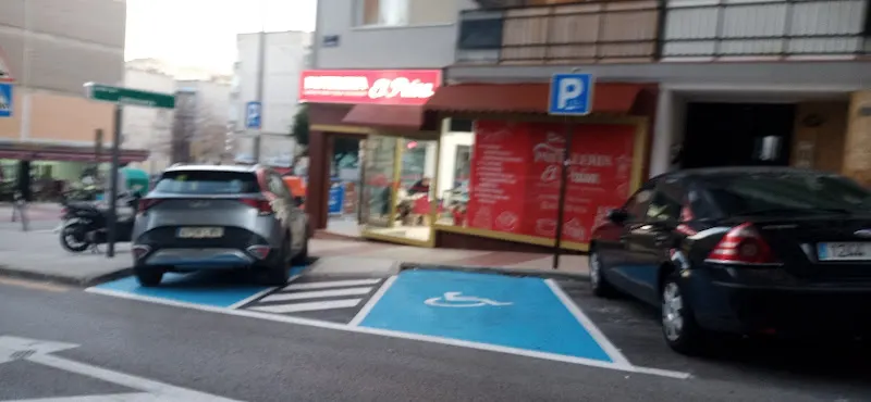 Aparcamiento de movilidad reducida