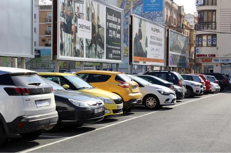 Palparking - Aparcamiento en Huelva - foto 2