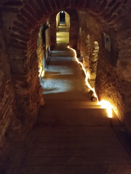 Aparcamiento Público - Aparcamiento gratuito en Badajoz - foto 2