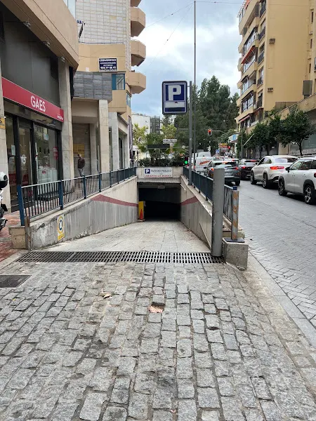 Parking Parquesol - Aparcamiento público en Marbella - foto 2