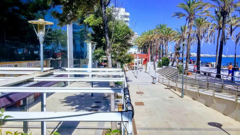 Parking Centro Comercial Plaza del Mar - Aparcamiento en Marbella - foto 2