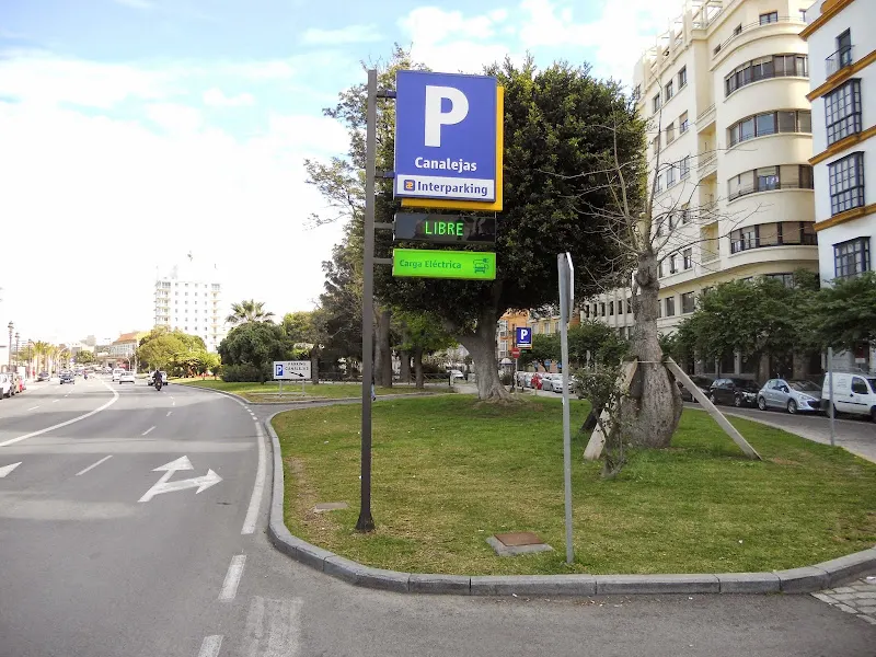 Aparcamiento Interparking Canalejas - Parking 24 Horas Cádiz - Aparcamiento público en Cádiz - foto 2