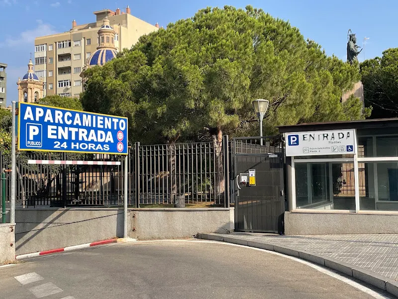 Aparcamiento público