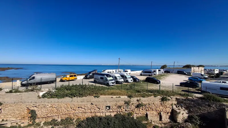 Parking Santa Catalina - Aparcamiento público en Cádiz - foto 2