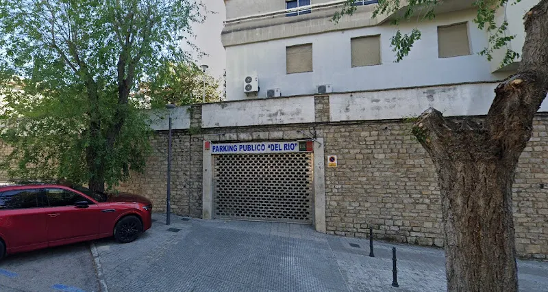 Parking del Río Jaén - Jaén