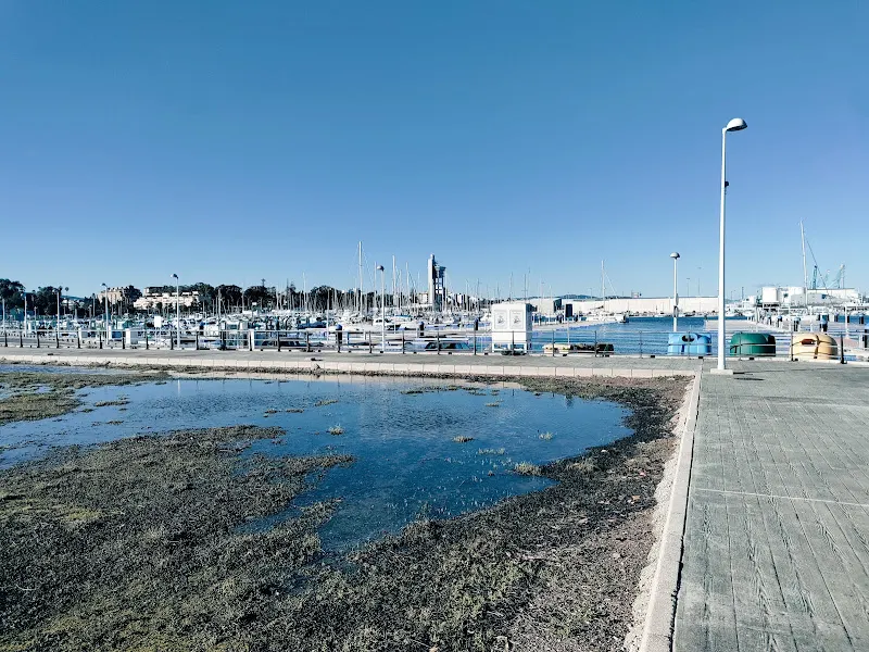 parking gratuito - Aparcamiento en Algeciras - foto 2