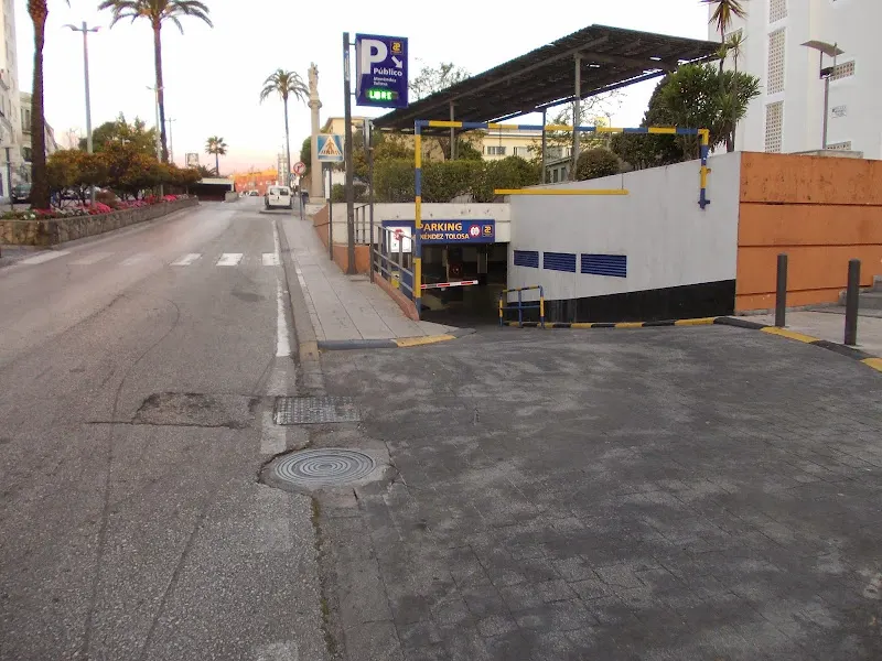 Aparcamiento Interparking Menéndez Tolosa - Parking 24 Horas Algeciras - Aparcamiento cubierto en Algeciras - foto 2