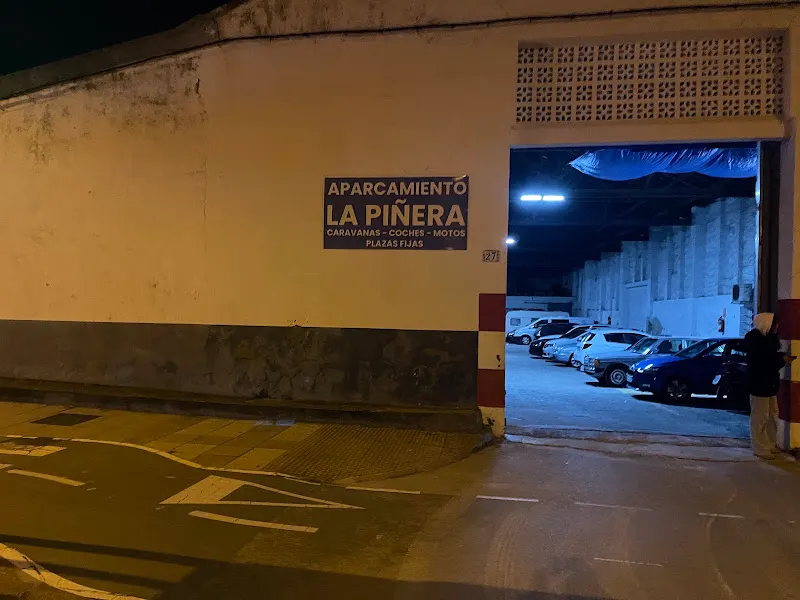 Aparcamientos la piñera - Algeciras