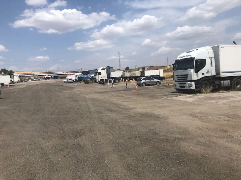 Aparcamiento Parla - Pinto - Parking Camiones - Truck Parking - Parla