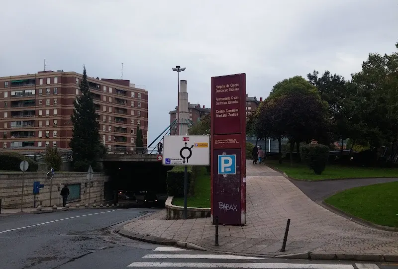 Aparcamiento Cruces - Aparcamiento cubierto en Barakaldo - foto 2