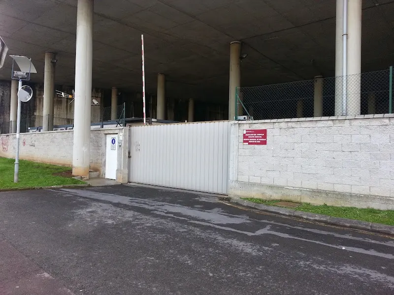 [P] Deposito Municipal de Vehiculos de Barakaldo - Aparcamiento en Barakaldo - foto 2