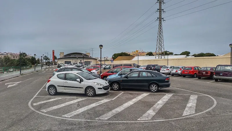 Av. Carlos III, 1 Parking