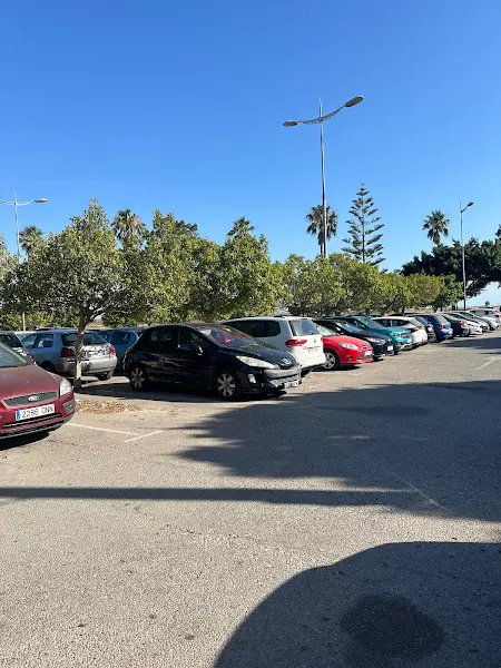 Aparcamiento Piscina Municipal - Aparcamiento gratuito en San Fernando - foto 2