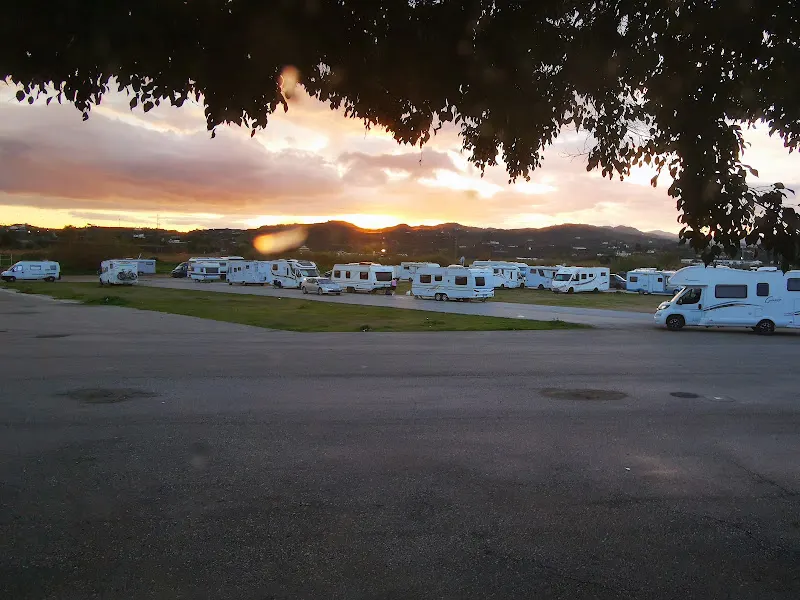 Parking Recinto Ferial de Vélez Málaga - Aparcamiento gratuito en Vélez-Málaga - foto 2