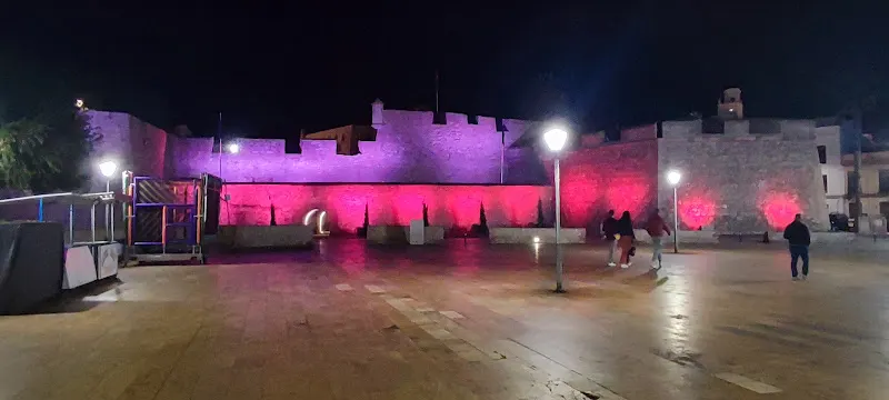 Parking de las Culturas - Aparcamiento en Melilla - foto 2
