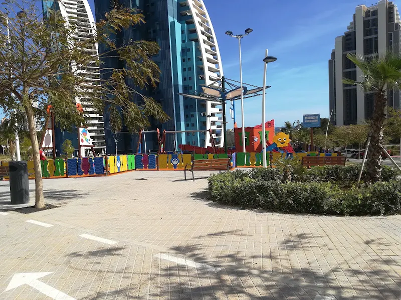 Aparcamiento disuasirio Av Cuba - Benidorm