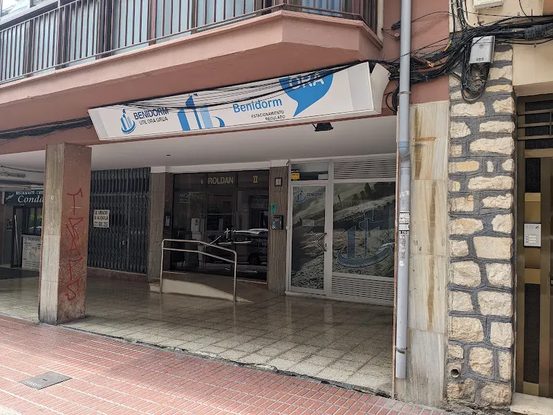 Benidorm Ute Ora Grua - Aparcamiento cubierto en Benidorm - foto 2