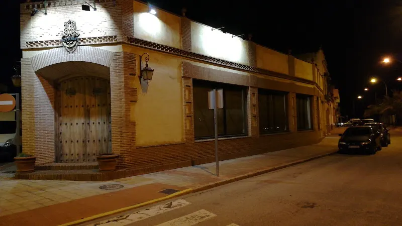 Parking De La Feria - Aparcamiento en Alcalá de Guadaíra - foto 2