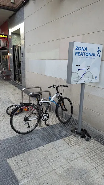 Parking de bicicletas - Aparcamiento para bicicletas en Majadahonda - foto 2
