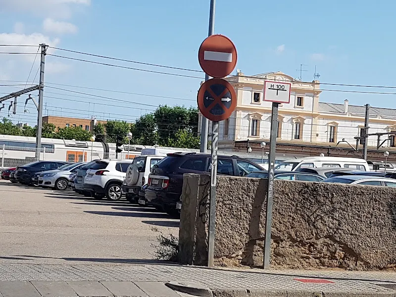 Carrer de l'Àncora, 26 Parking