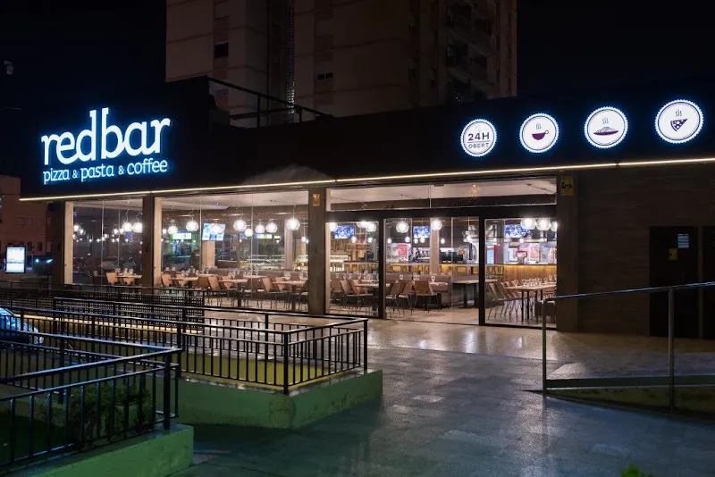 redbar 24h Vilanova Parking 24h - Aparcamiento en Vilanova i la Geltrú - foto 2