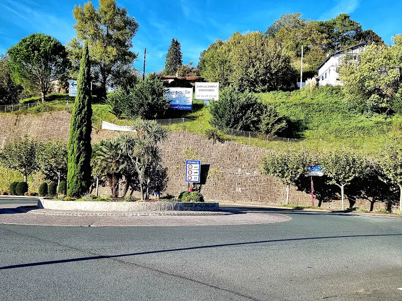 Aparcamiento de autocaravanas - Irún