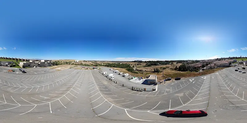 Aparkarea - Parking de Autocaravanas Ávila - Ávila