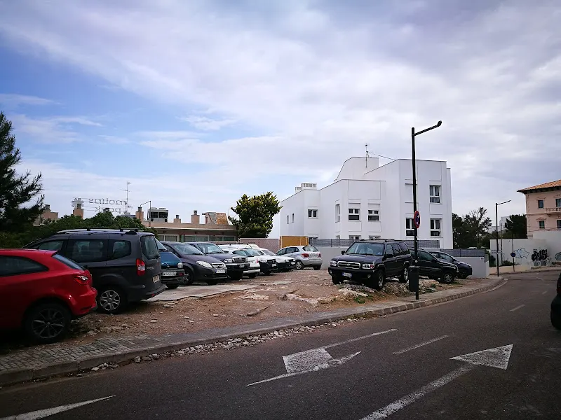 Aparcamiento Luci Oculaci - Aparcamiento en Eivissa - foto 2